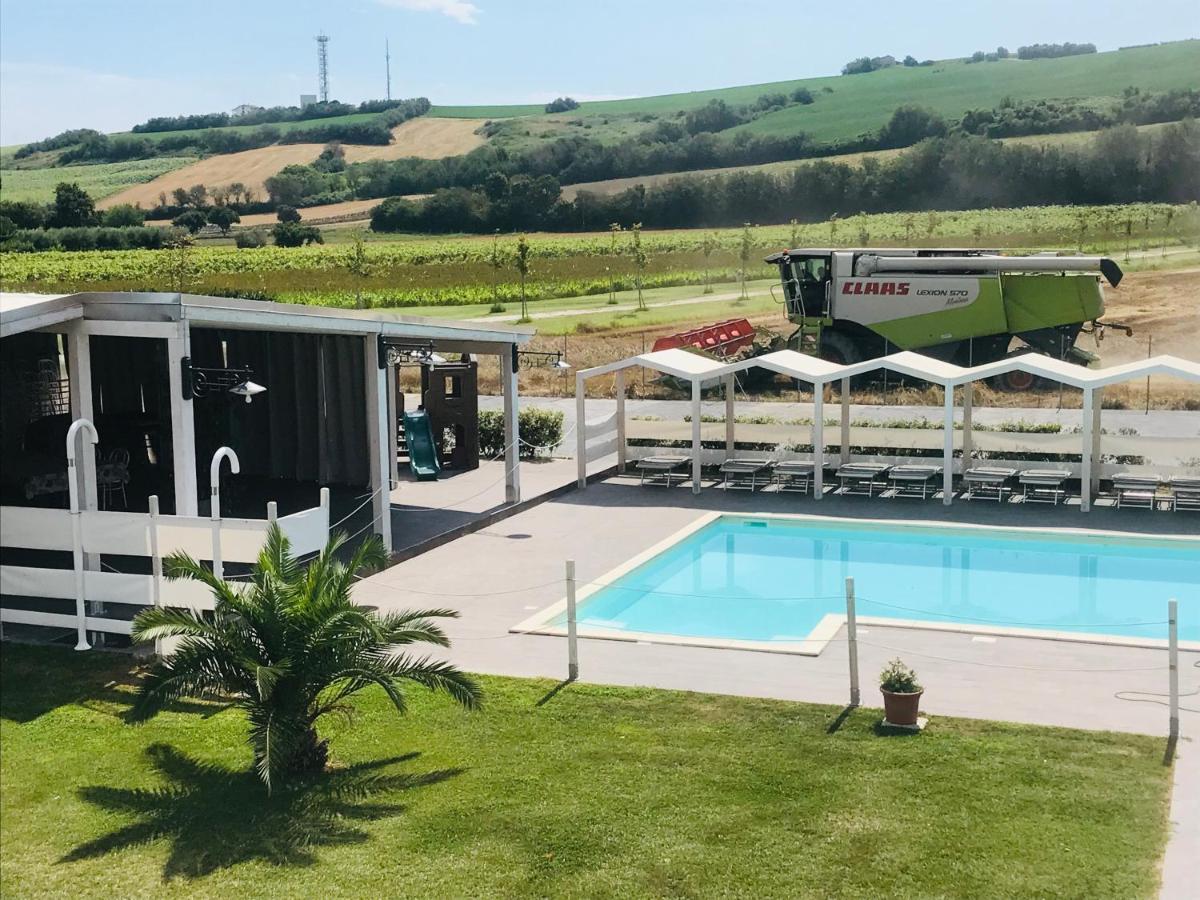 Quattro Stagioni Hotel Fano Exterior photo