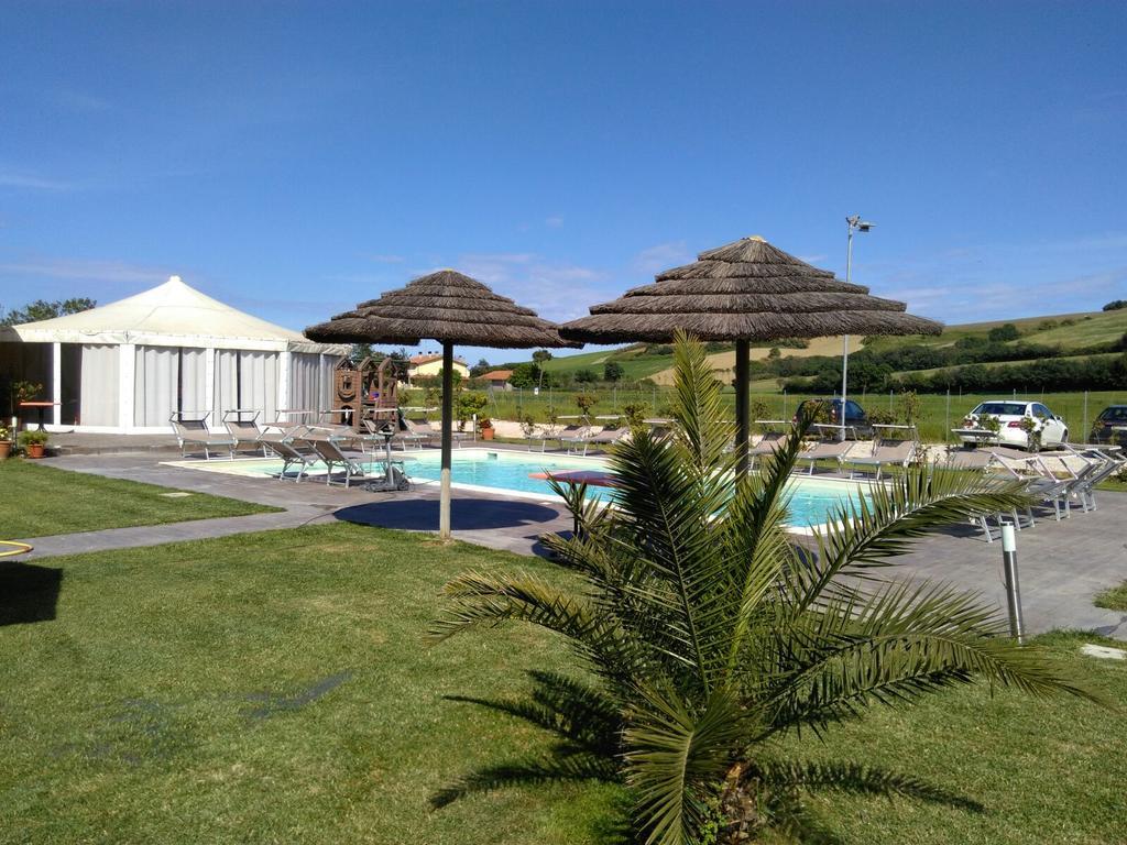 Quattro Stagioni Hotel Fano Exterior photo